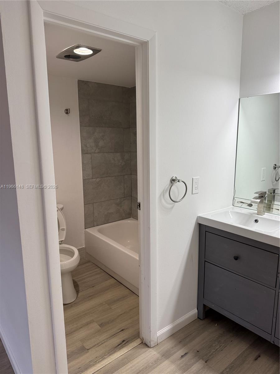 Falls of Inverrrary - Residential