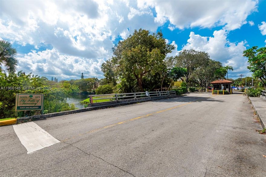 Bright and nicely updated 2 bedroom 2 bathroom 2nd level unit, split floor plan, parking space up front, stainless steel appliances. Beautiful view over he golf course. This all-ages community offers a pool, gated security, and includes basic cable and water. Move-in ready. Don't miss it.