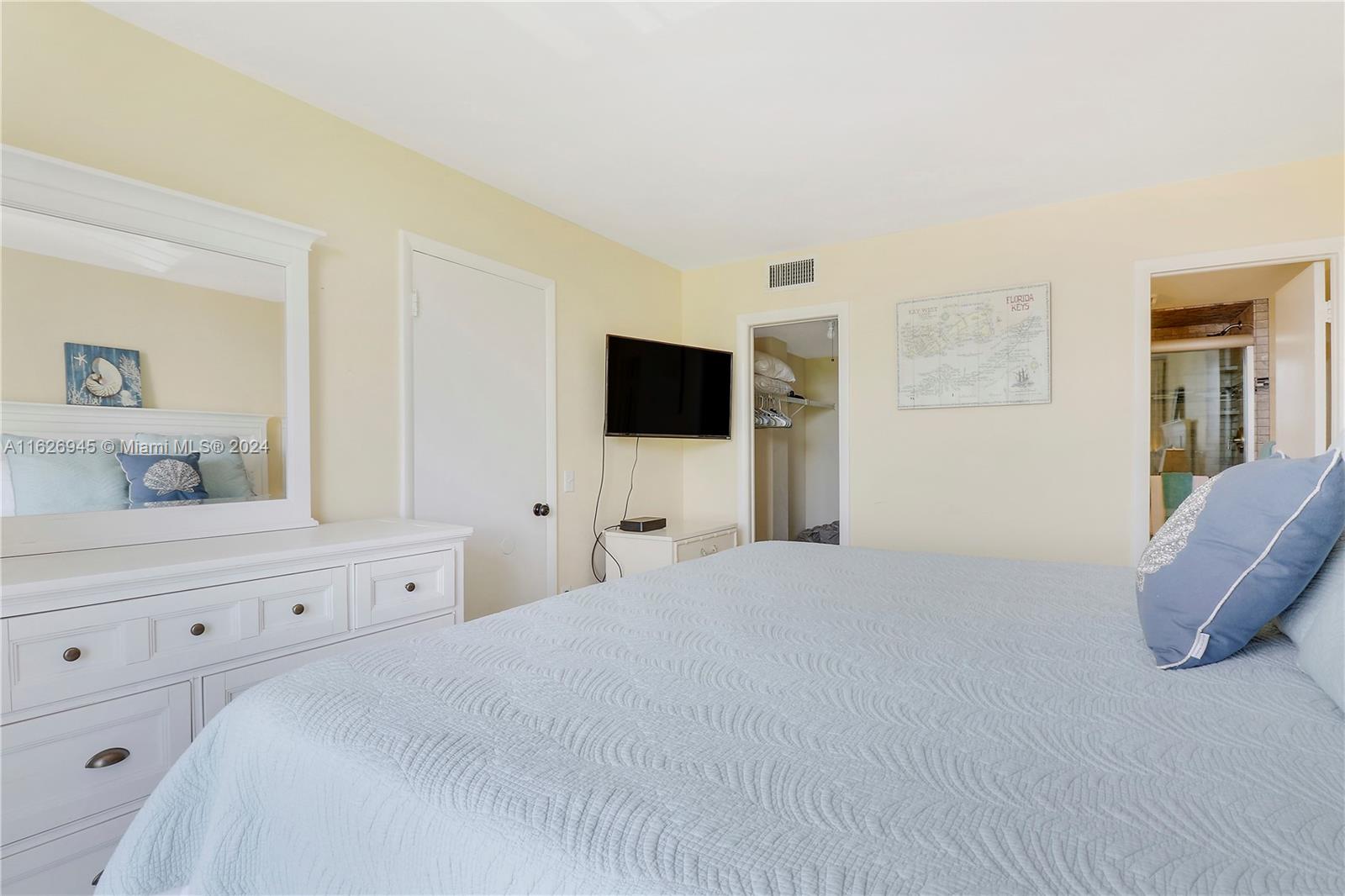 OCEAN VILLAS CONDO APTS - Residential Lease