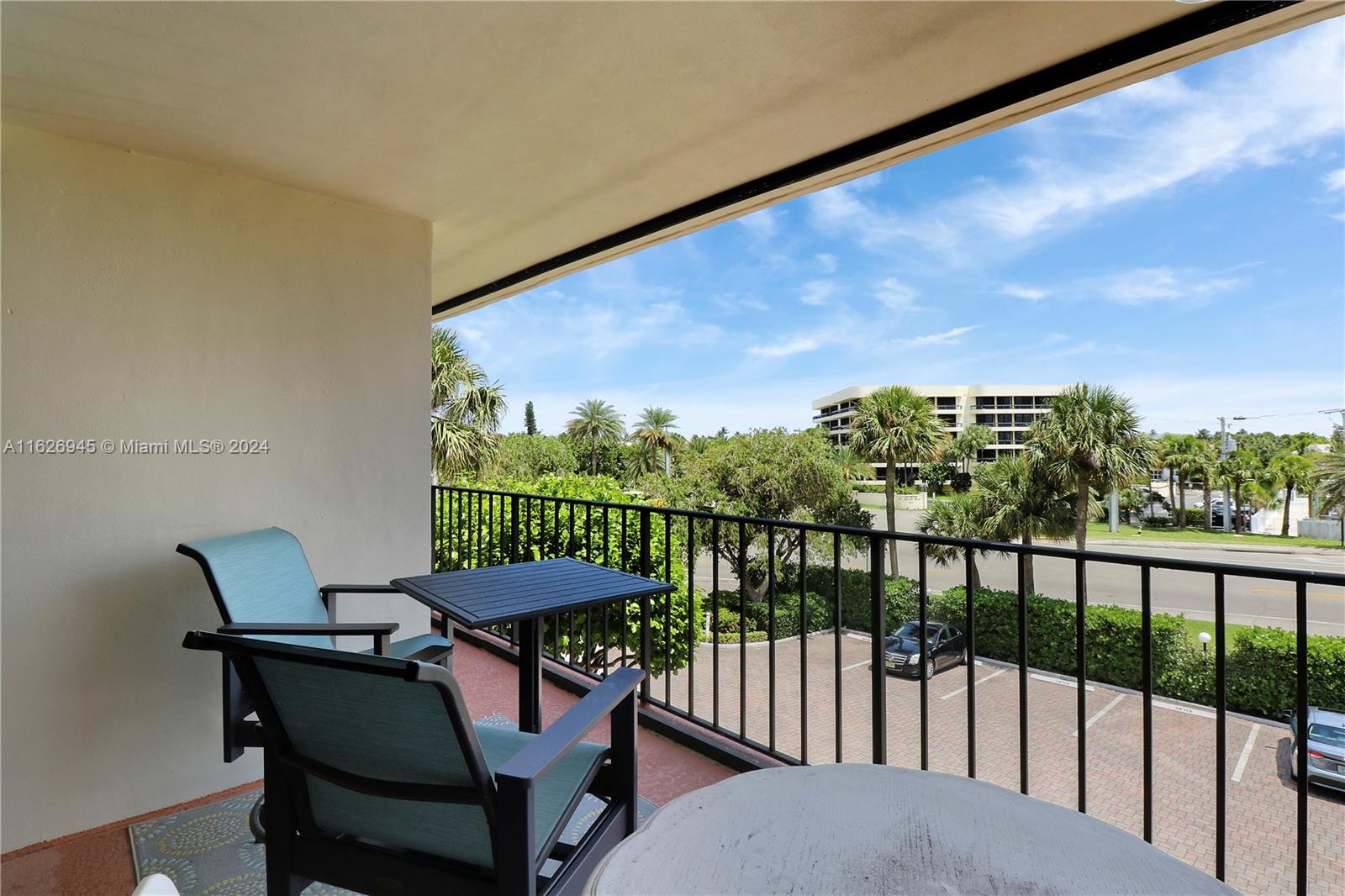 OCEAN VILLAS CONDO APTS - Residential Lease