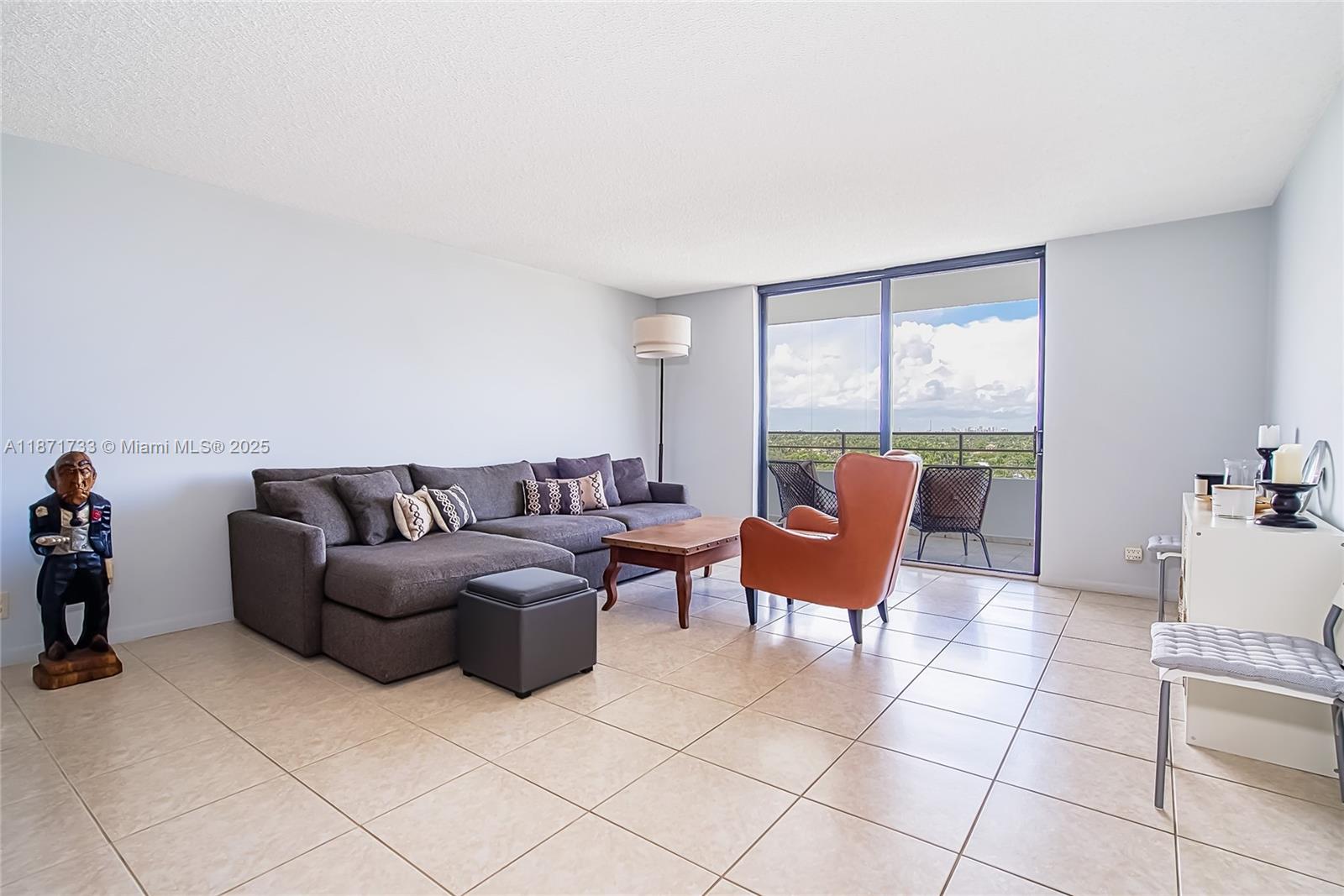 OLYMPUS CONDO - Residential