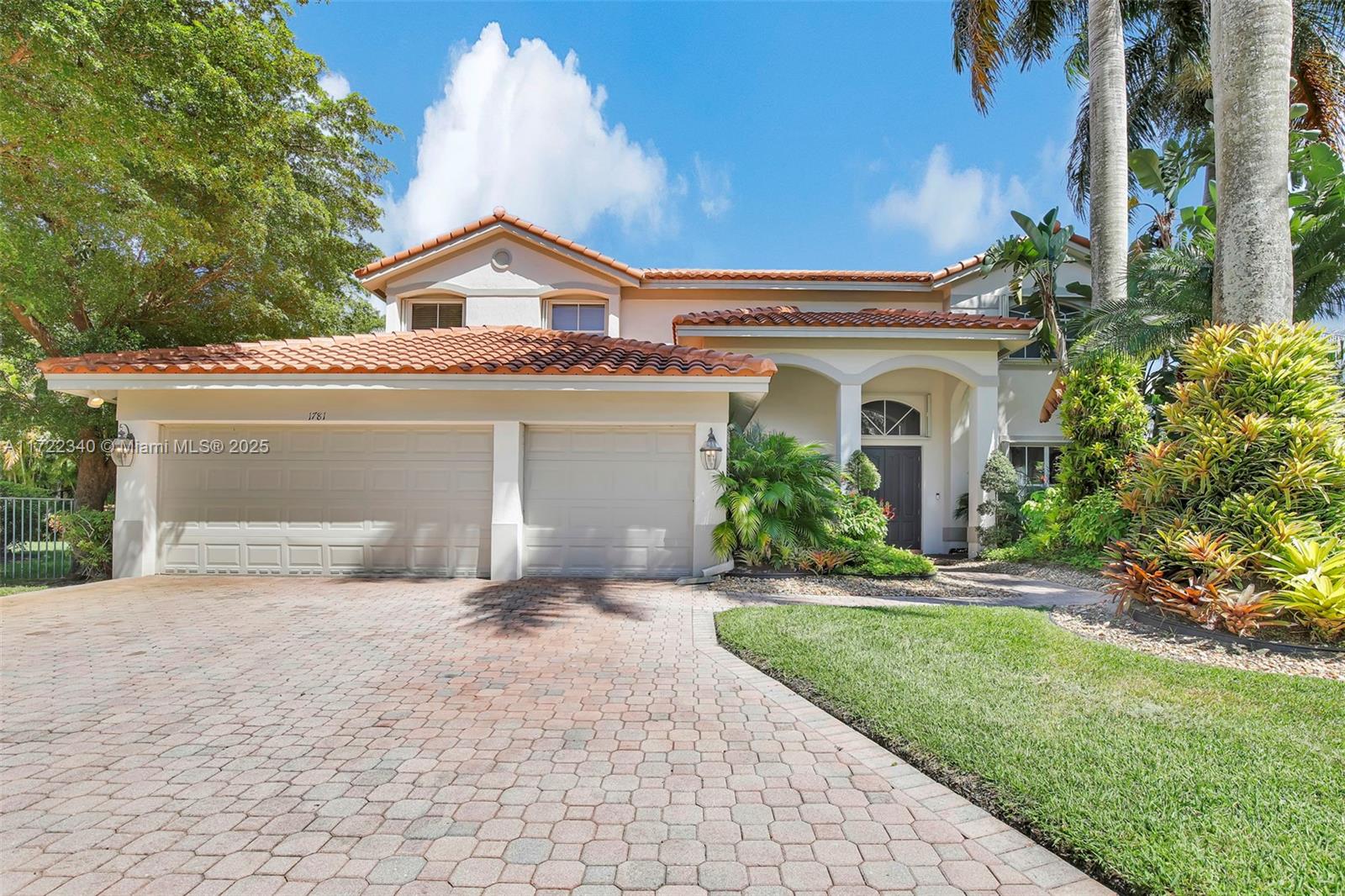 1781 Harbor Pointe Cir
