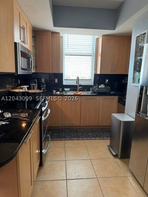 511 SE 5th Ave 1705