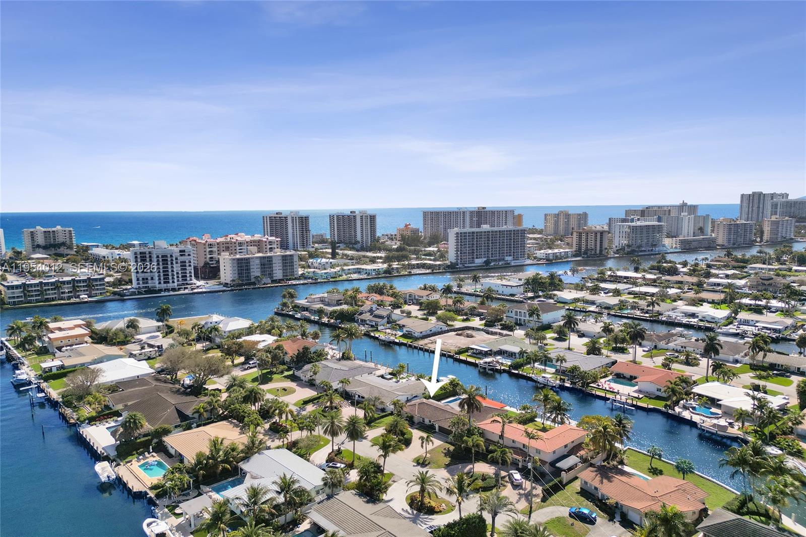 View photos, virtual tours, details... 2724 NE 10th St