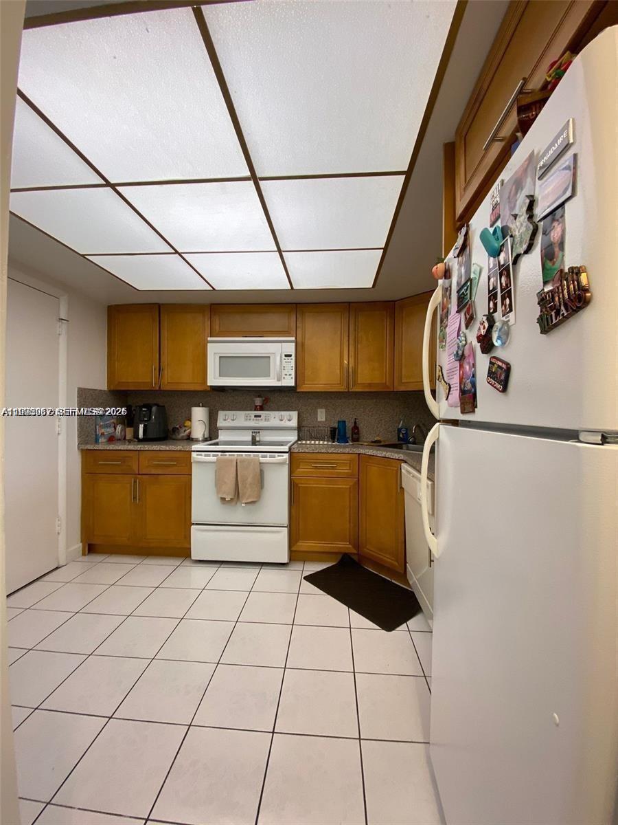 IRVINGTON GARDENS CONDO - Residential