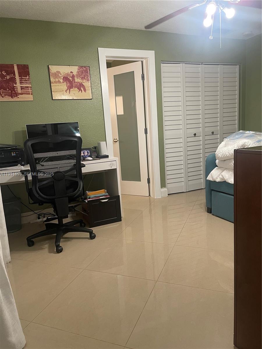 HAMMOCKS SEC 3 - Residential