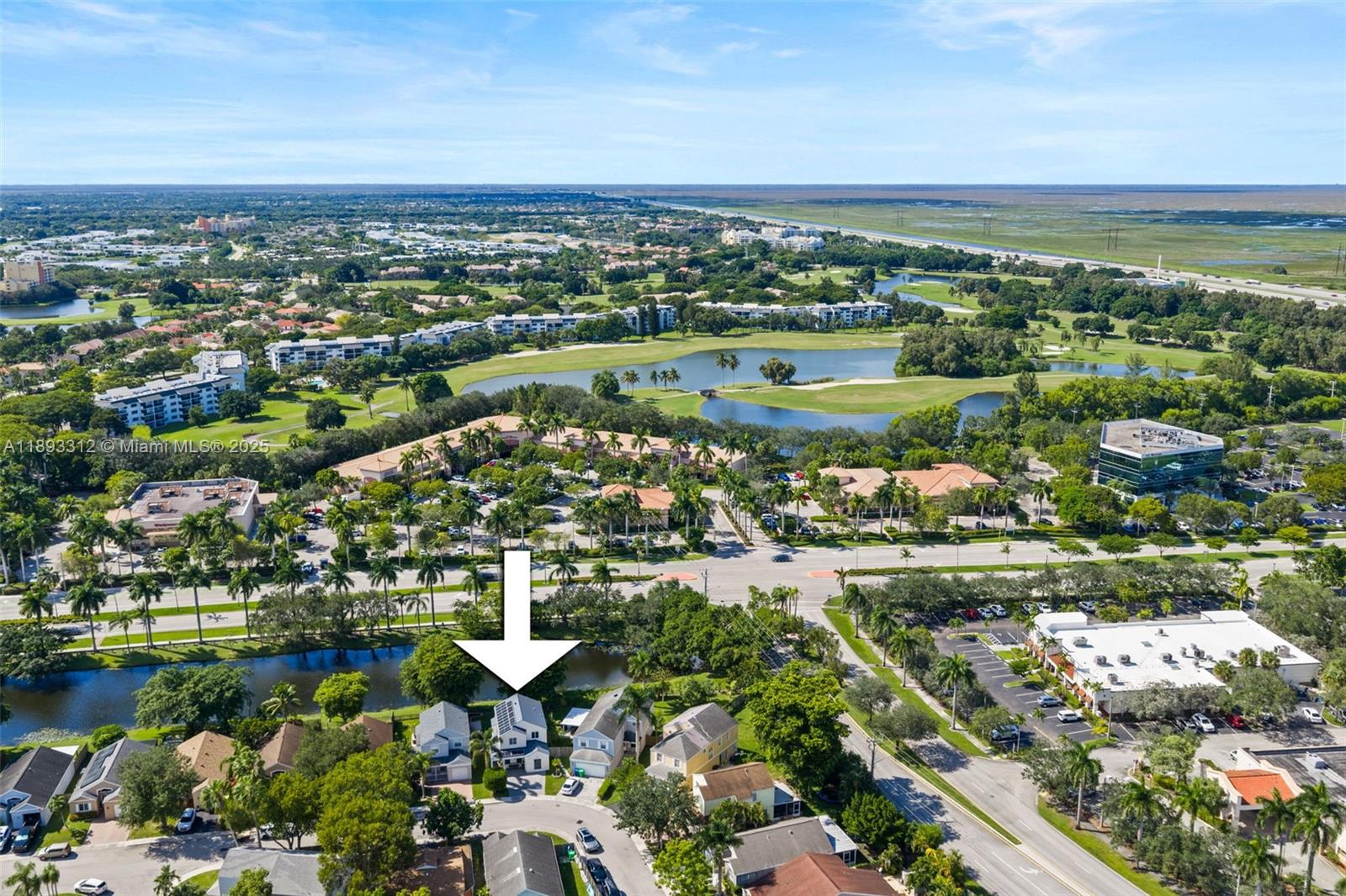 HAMPTON LAKES - Residential