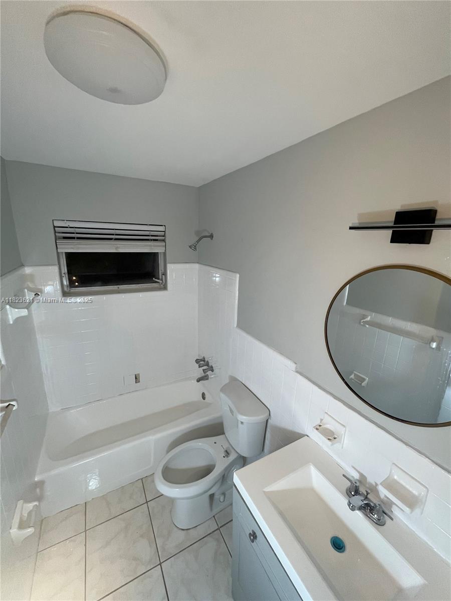 PELL MANOR CONDO - Residential Lease