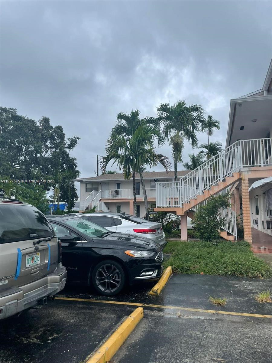 PELL MANOR CONDO - Residential Lease