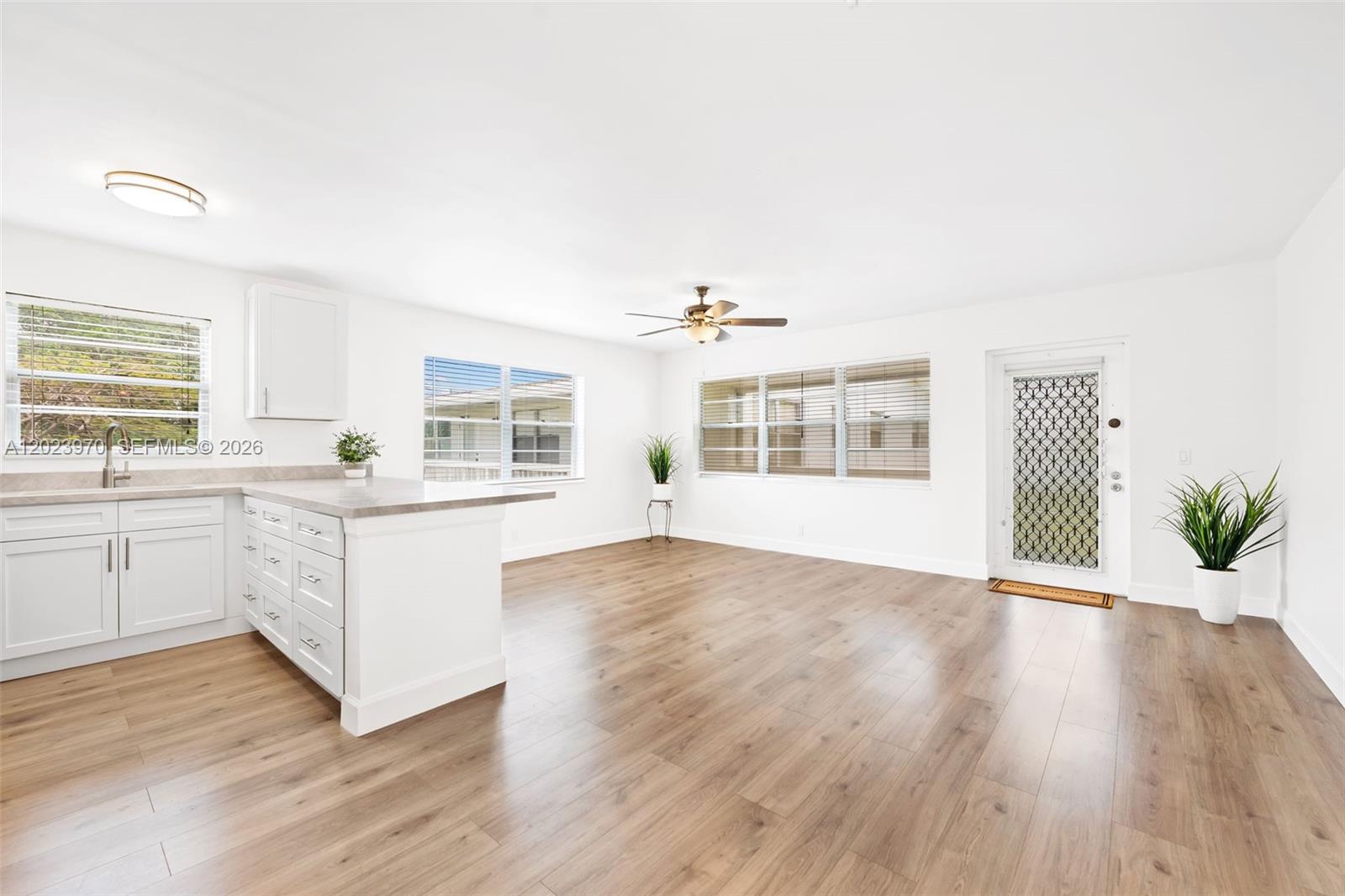 17 Lyndhurst A
