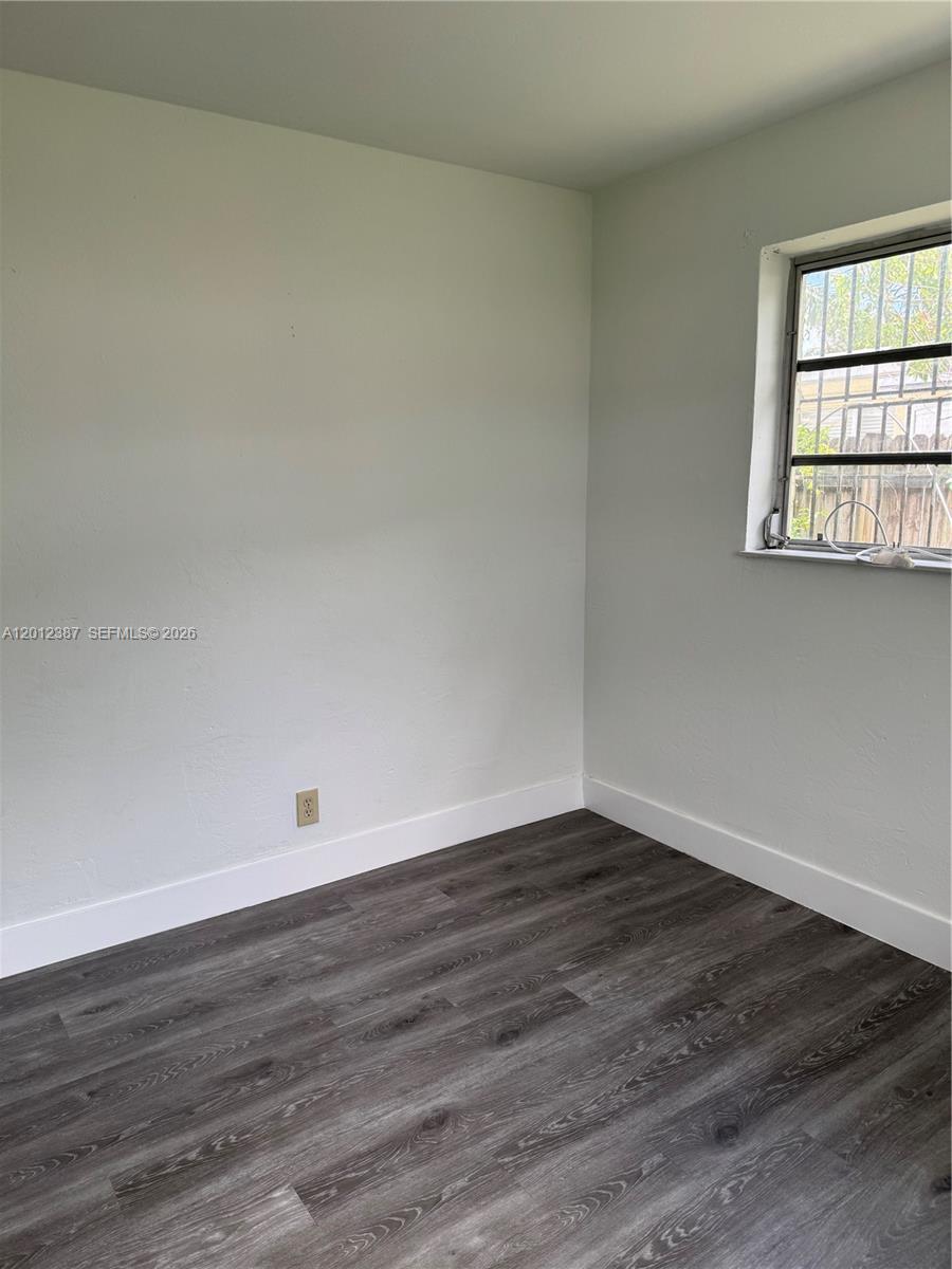 MIAMI GARDENS ESTATES SEC - Residential Lease