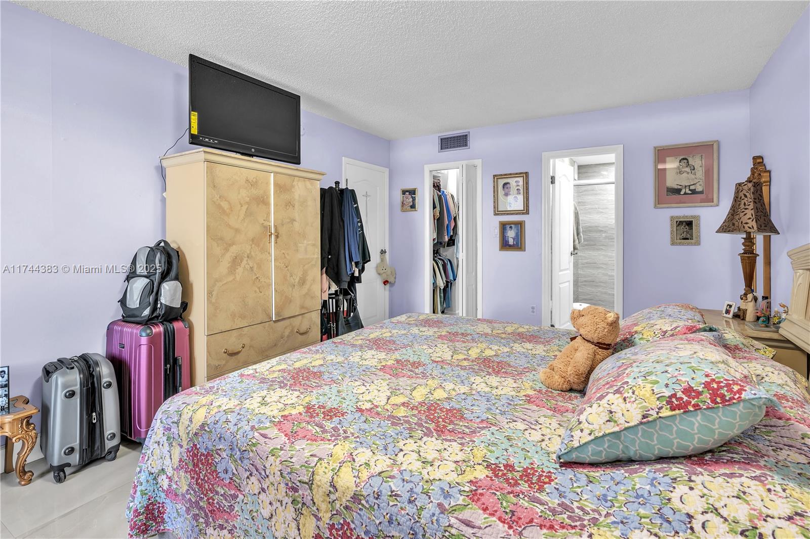 PLAZA OF WESTLAND CONDO - Residential