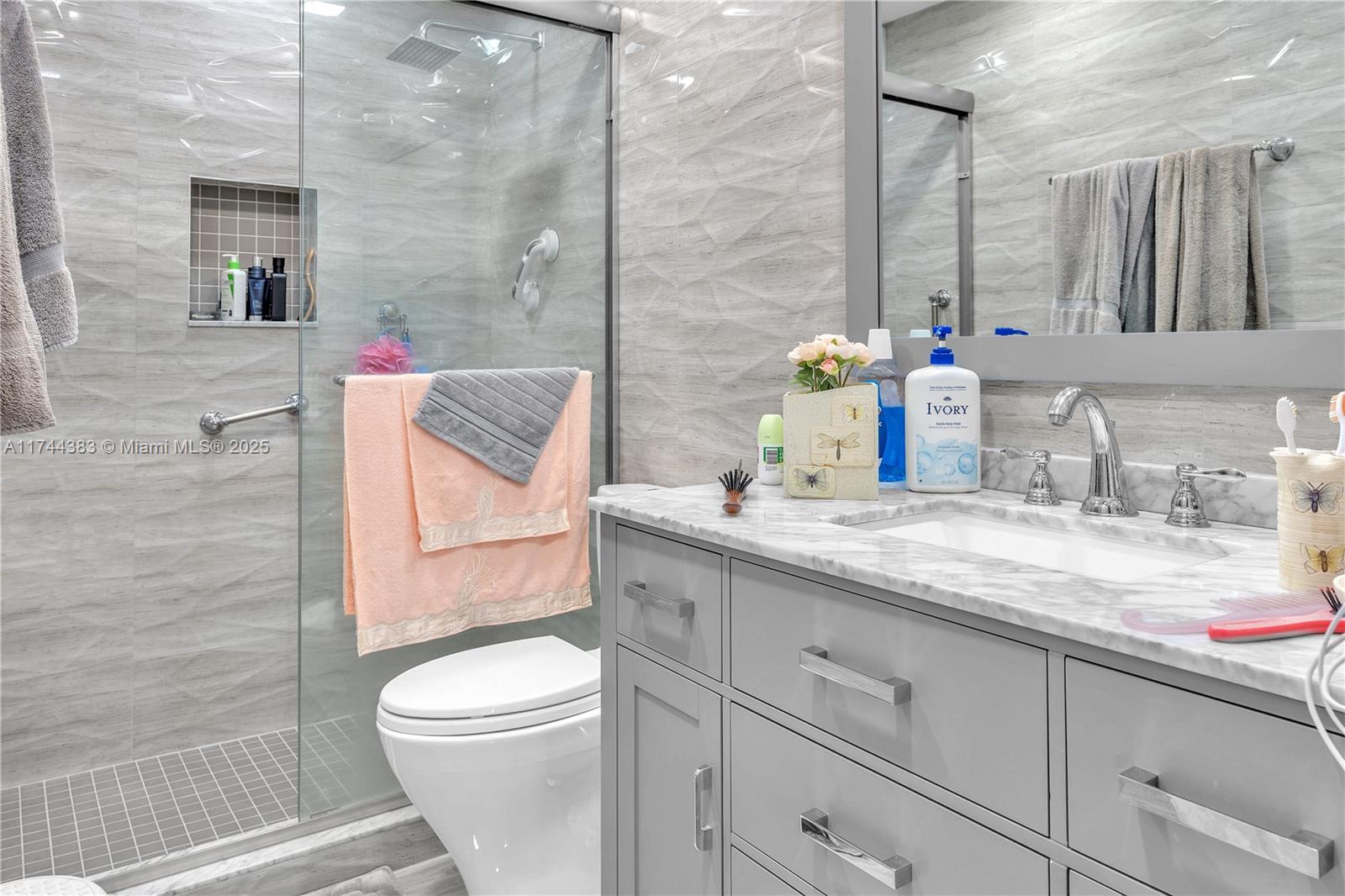 PLAZA OF WESTLAND CONDO - Residential
