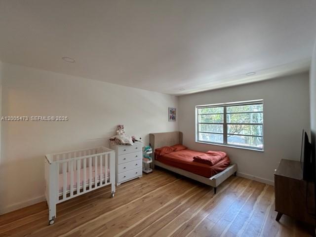 MAYFAIR APT CO-OP - Residential
