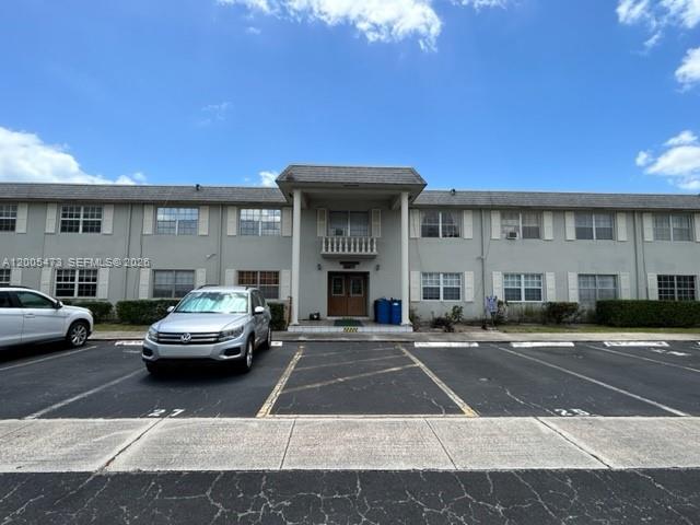 MAYFAIR APT CO-OP - Residential