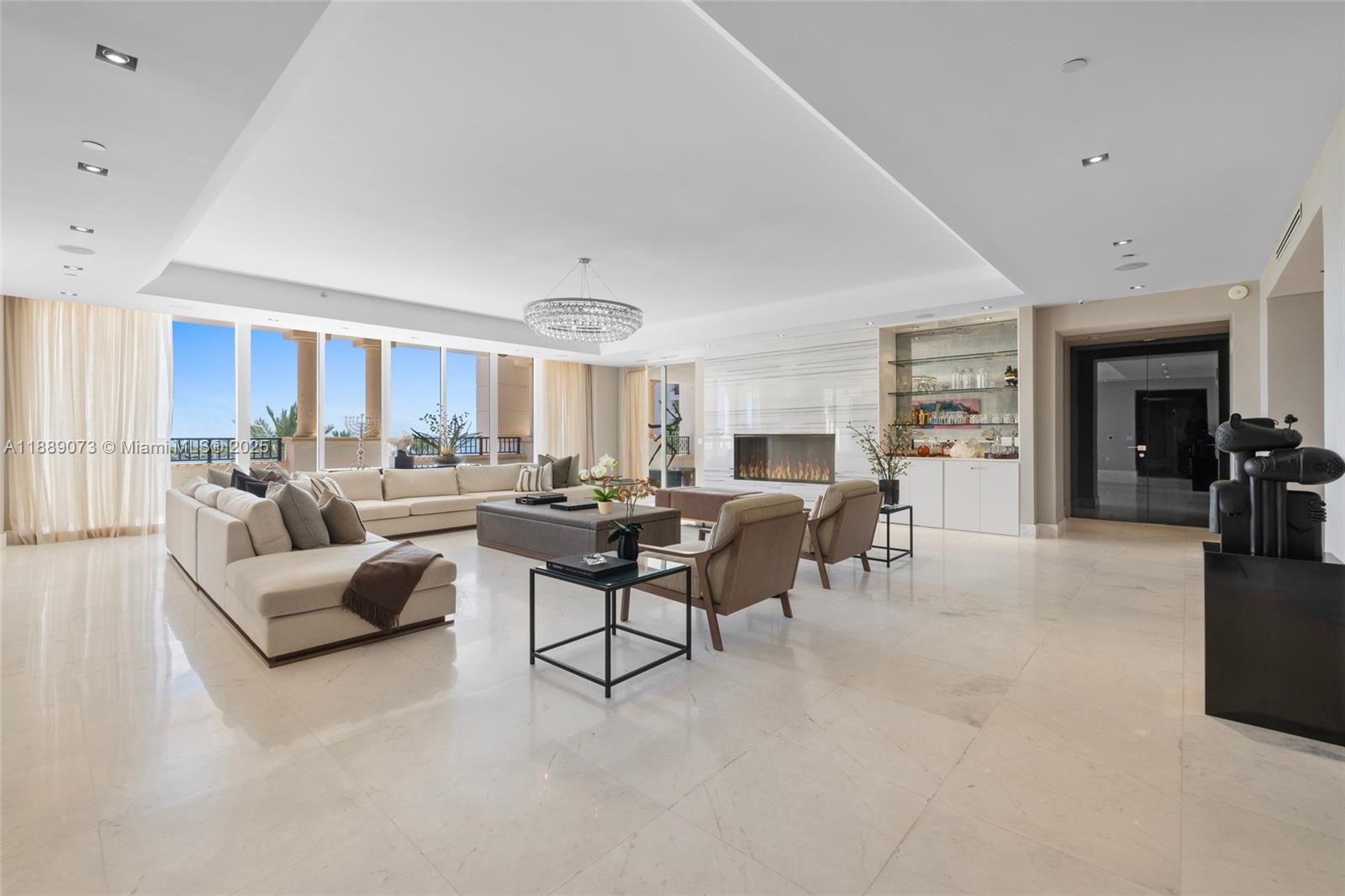 7133 Fisher Island Dr 7133