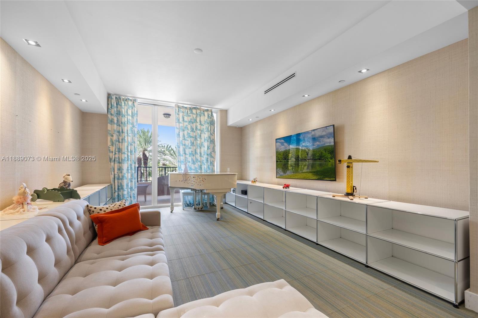 PALAZZO DEL MARE AT FISHER - Residential Lease