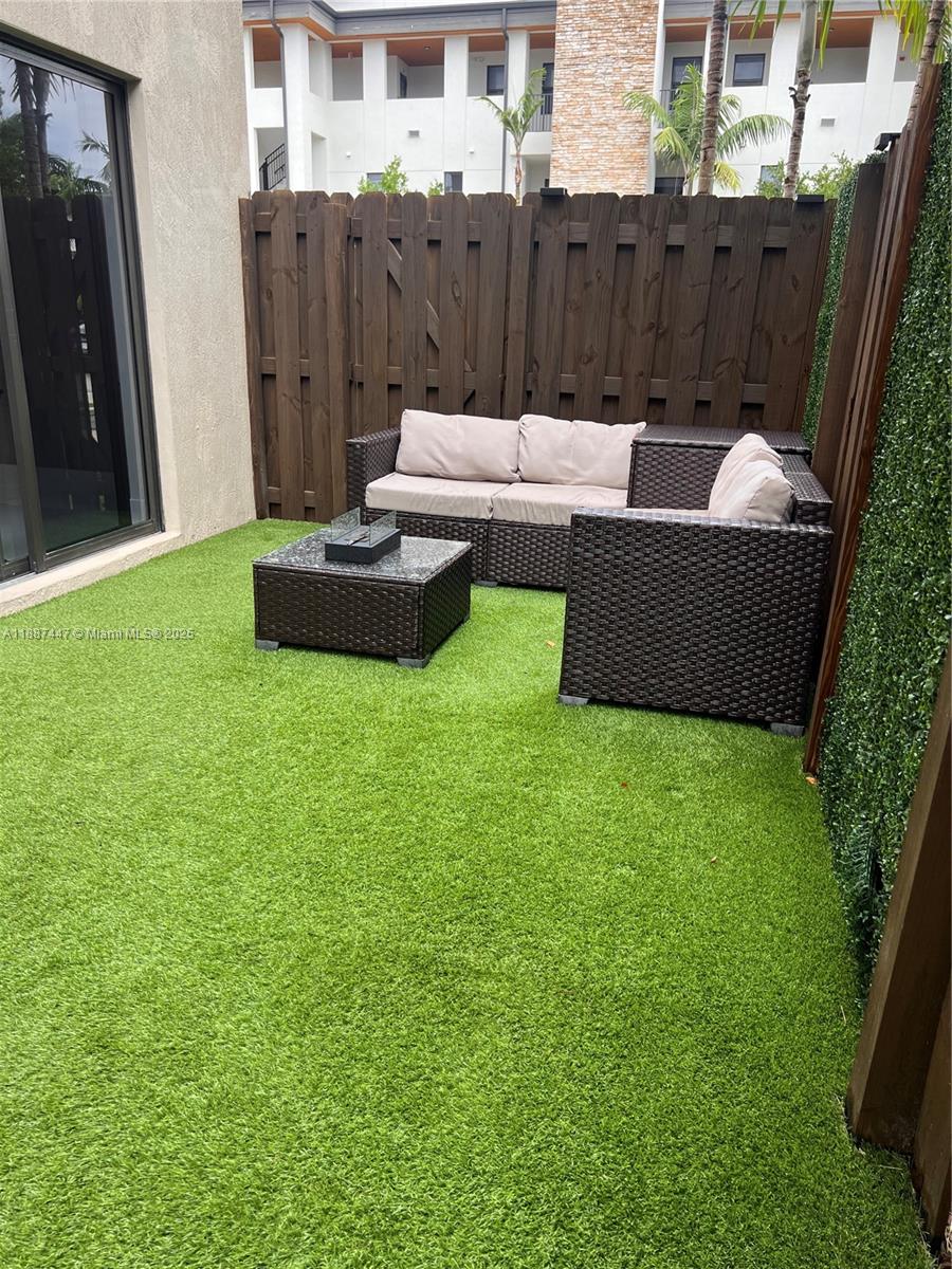 HIGHLAND AT PARK CENTRAL - Residential