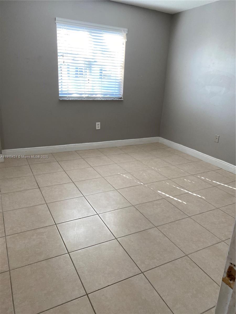 VENETIA GROVE - Residential