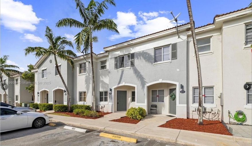 Lovely 2 Bedroom Townhouse 2.5 Bathroom at The  Venetia Grove beatiutiful community of Homestead, features ceramic floors, ,Patio fenced,Wash and dryer inside,low maintenance ,card entrance ,it is located near top school,FL turnpike ,new Publix market,restaurants, Baptis Hospital, and The Keys.has 2 parking space and plenty of visitors.