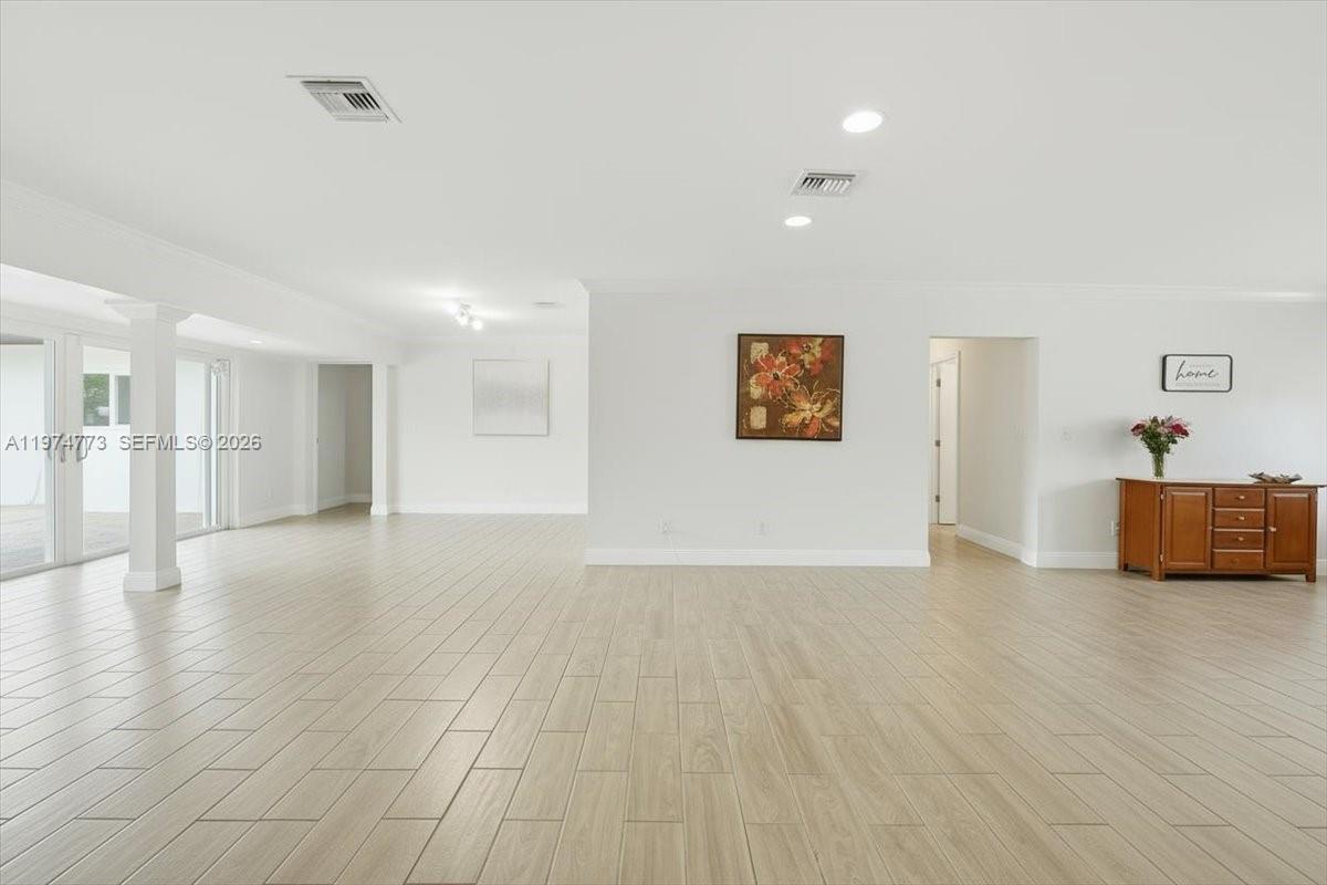 View photos, virtual tours, details... 4925 Tyler St