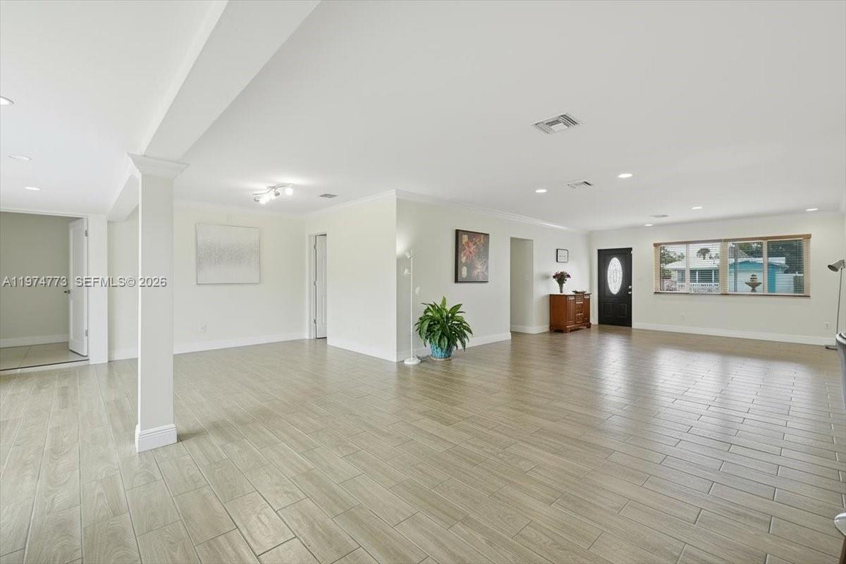 View photos, virtual tours, details... 4925 Tyler St