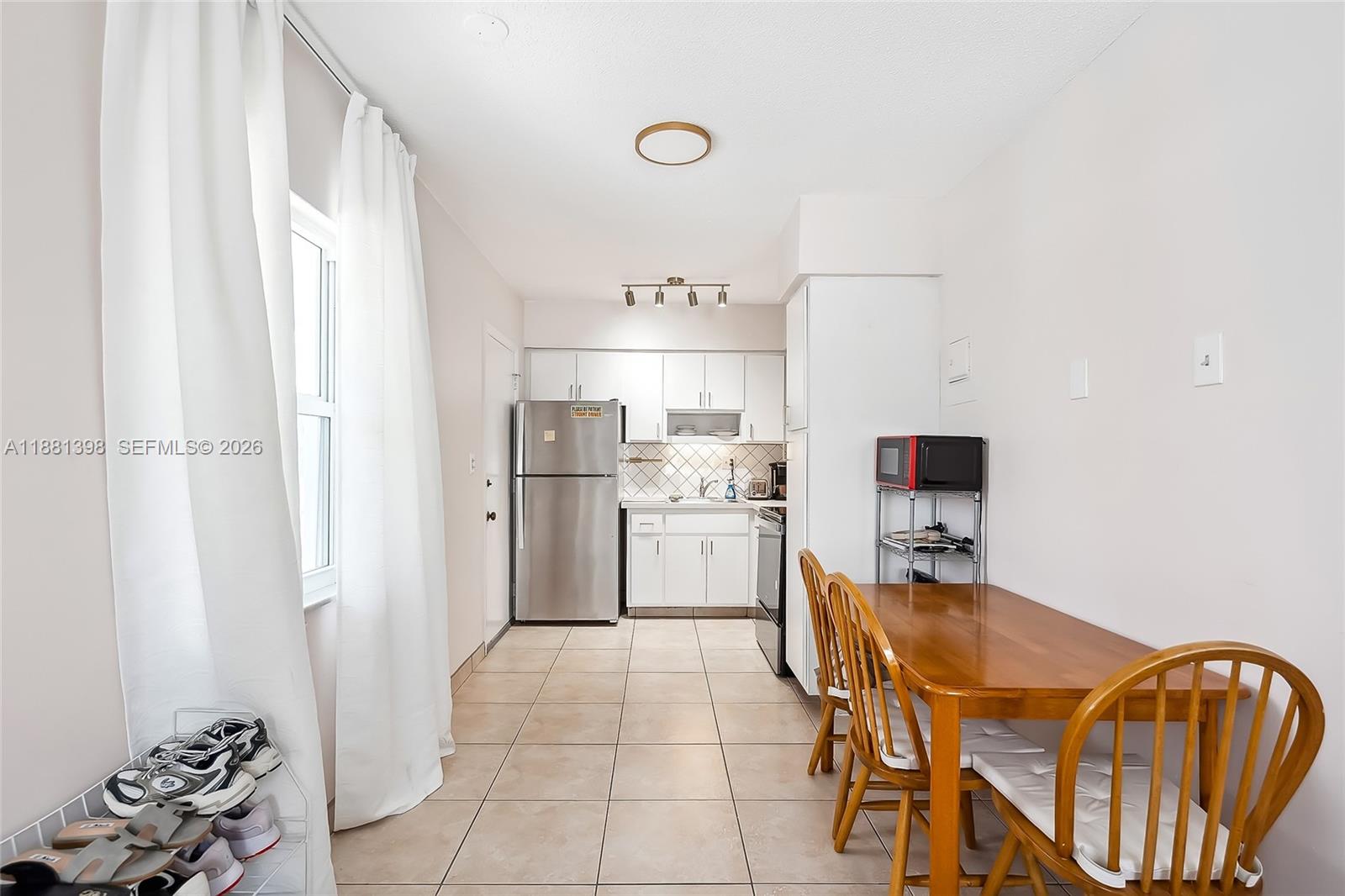 PALMVIEW CONDOMINIUM APAR - Residential