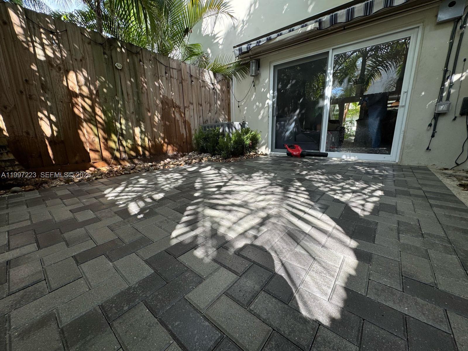 TRACY CONDO - Residential Lease