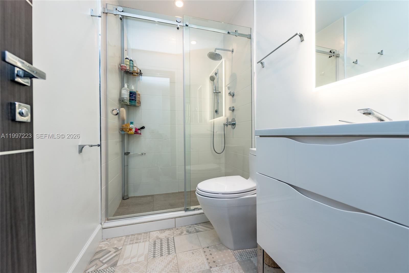 TRACY CONDO - Residential Lease