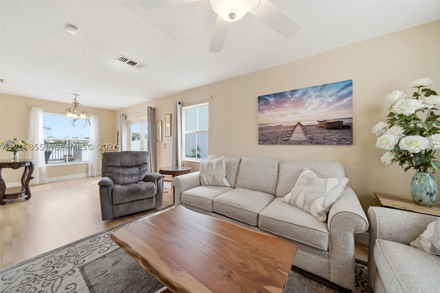 6633 Bayfront Dr