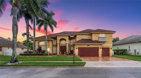 Photo of Pembroke Pines, FL 33028 (MLS # A11884695)