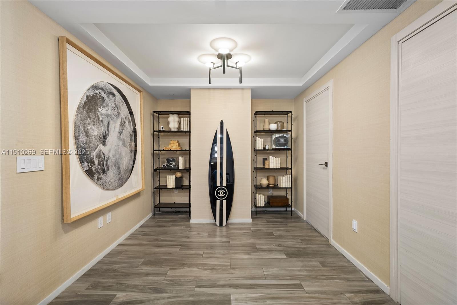 801 SMA RESIDENCES CONDO - Residential