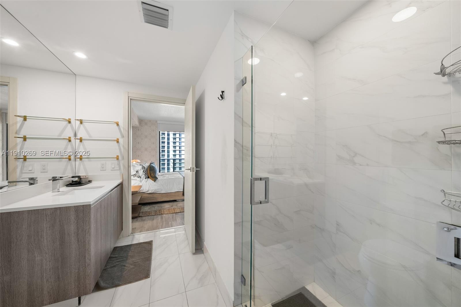 801 SMA RESIDENCES CONDO - Residential