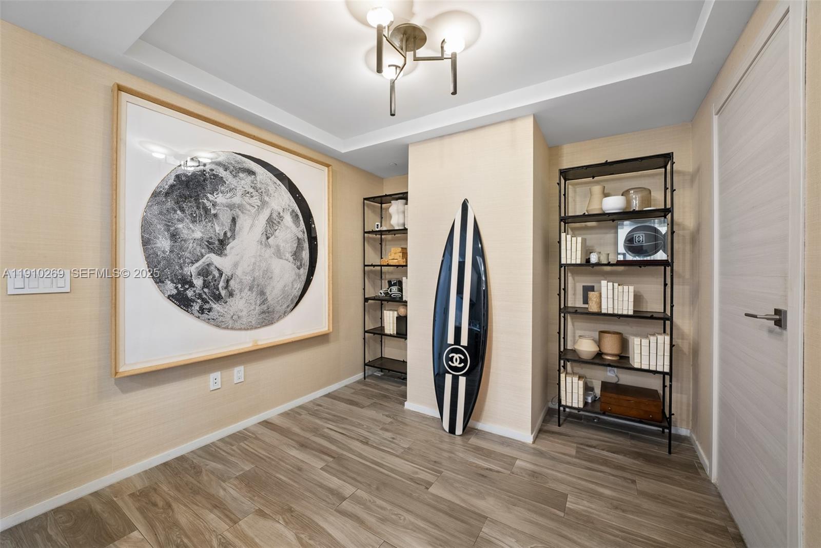 801 SMA RESIDENCES CONDO - Residential