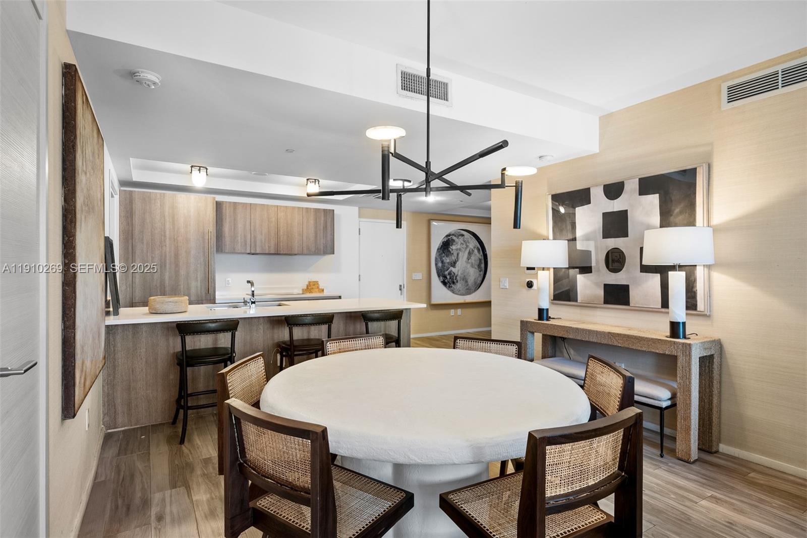 801 SMA RESIDENCES CONDO - Residential