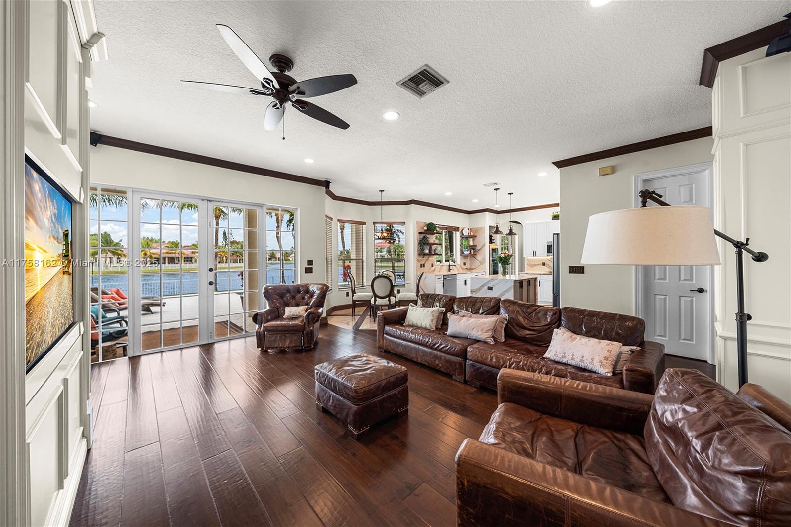 5383 SW 186th Way