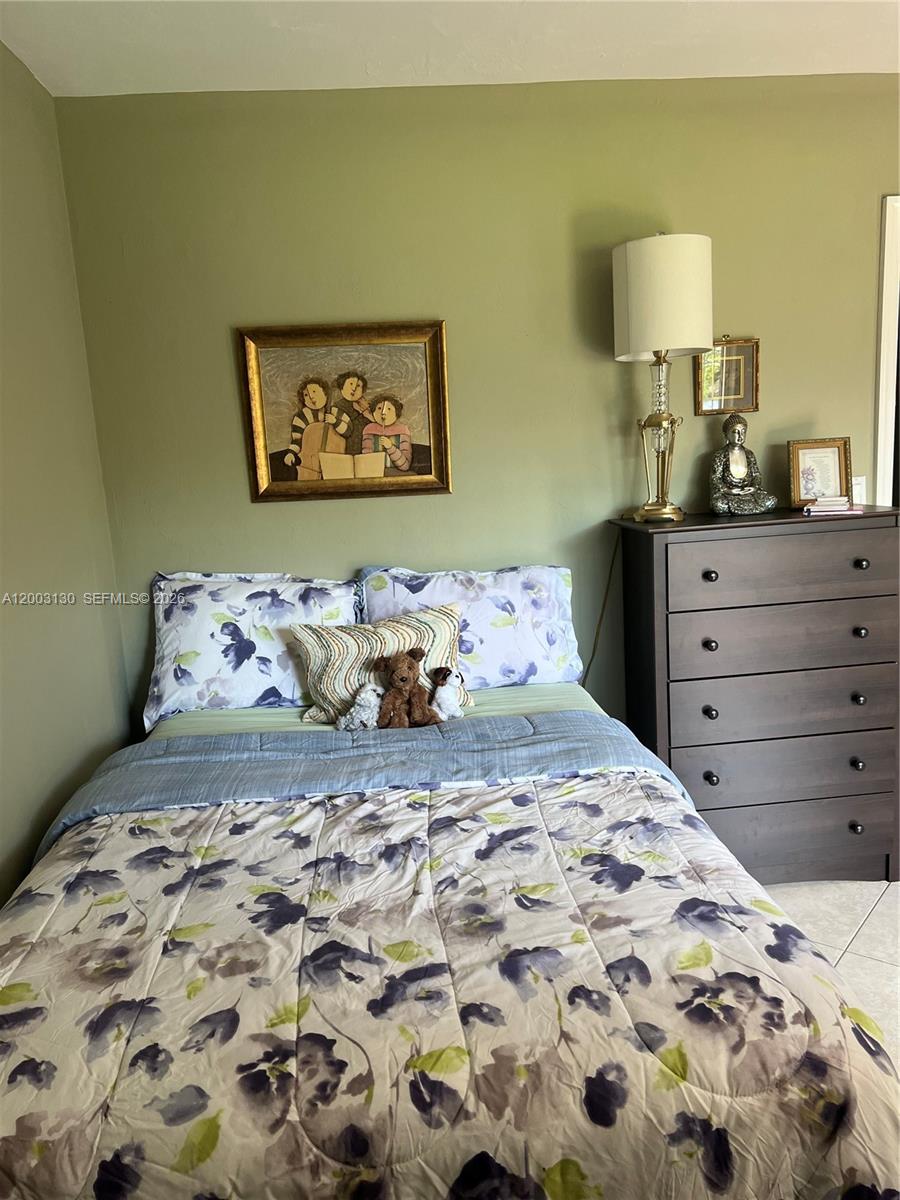 THE LEDGES CONDO - Residential