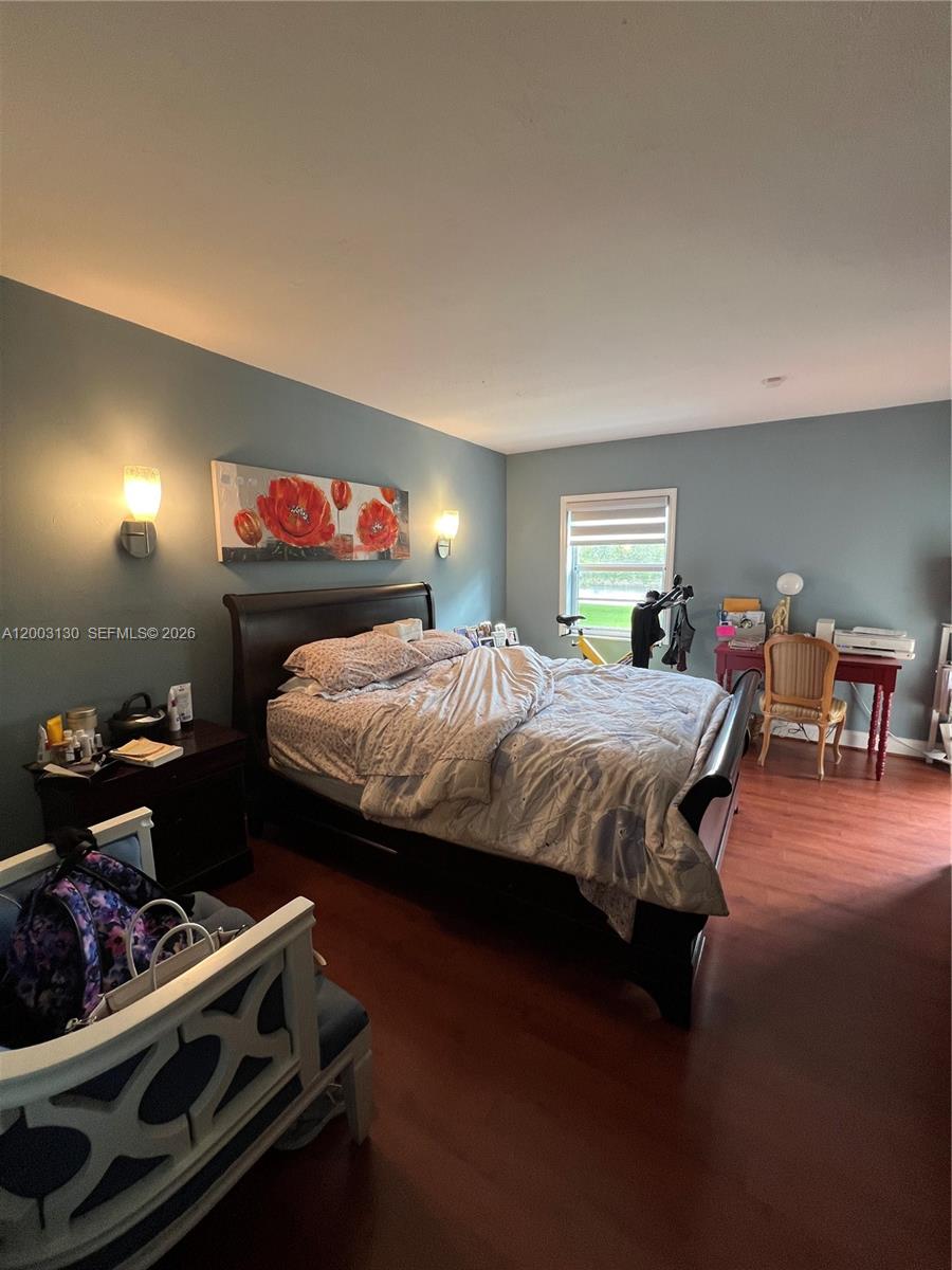 THE LEDGES CONDO - Residential