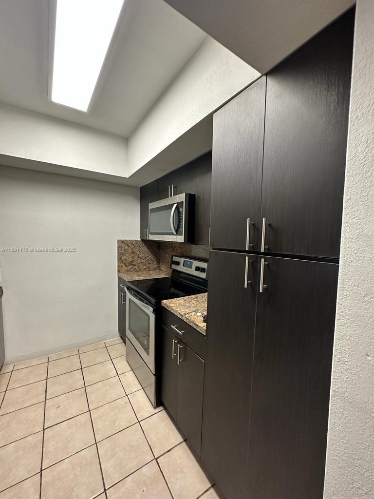 SANS SOUCI CONDO - Residential Lease