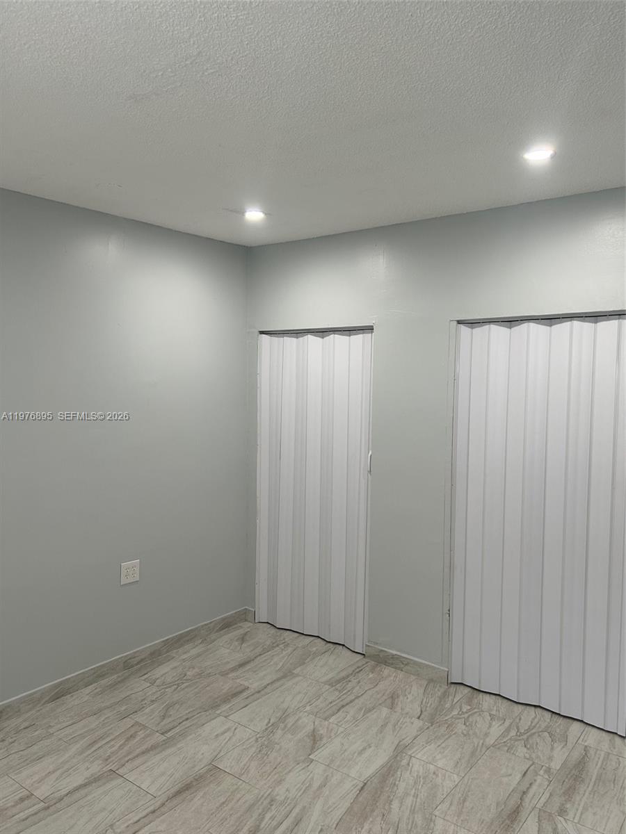 CAROL CITY 2ND ADDN - Residential Lease