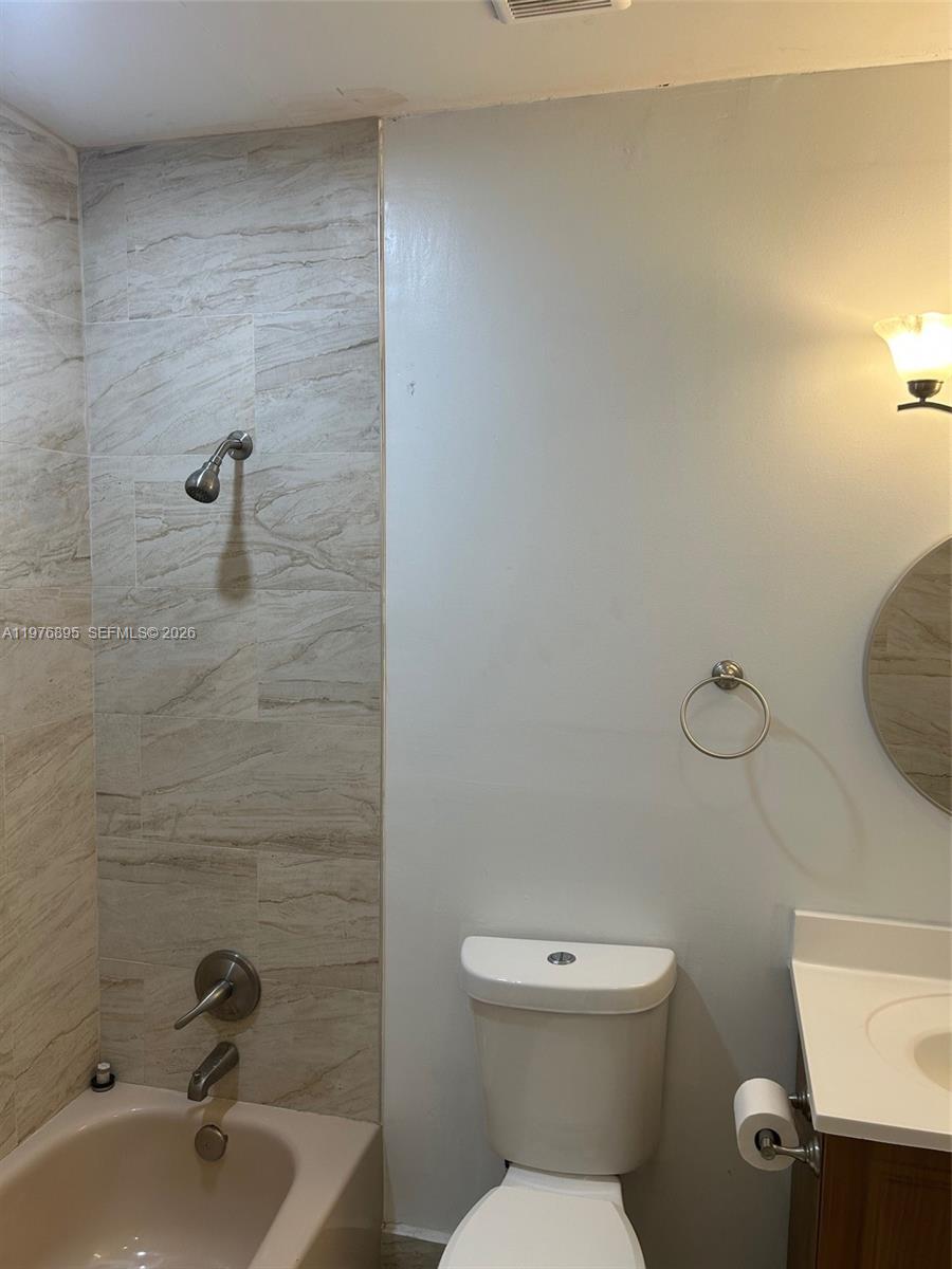 CAROL CITY 2ND ADDN - Residential Lease