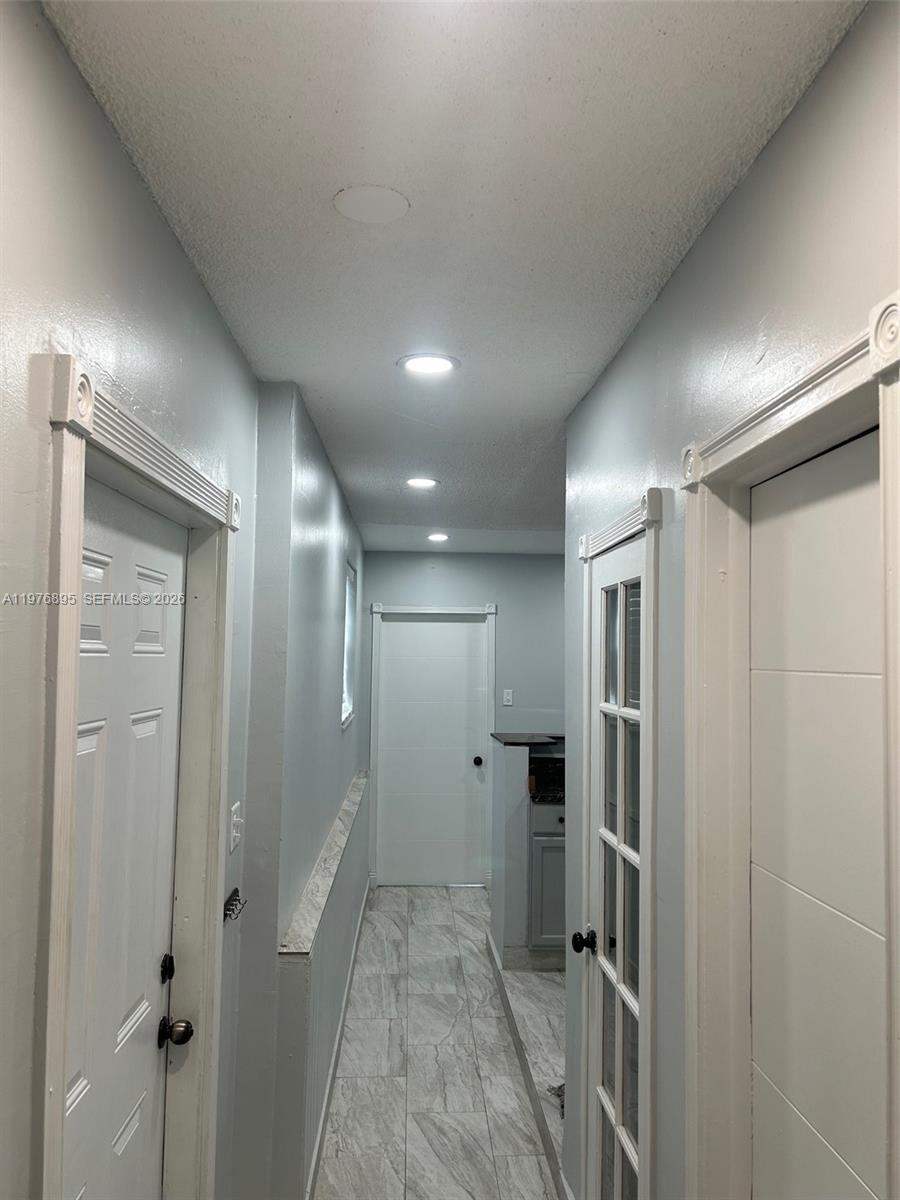 CAROL CITY 2ND ADDN - Residential Lease