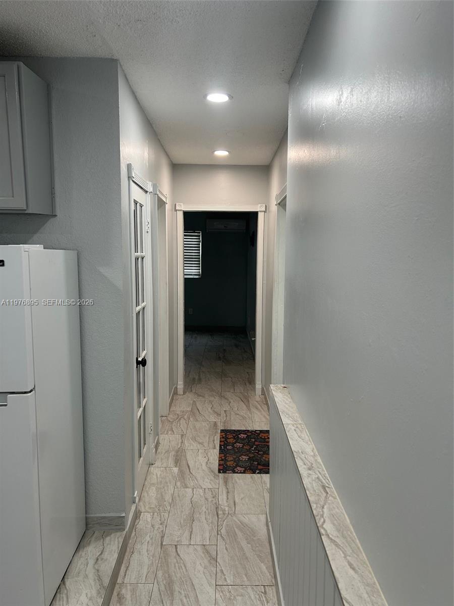 CAROL CITY 2ND ADDN - Residential Lease