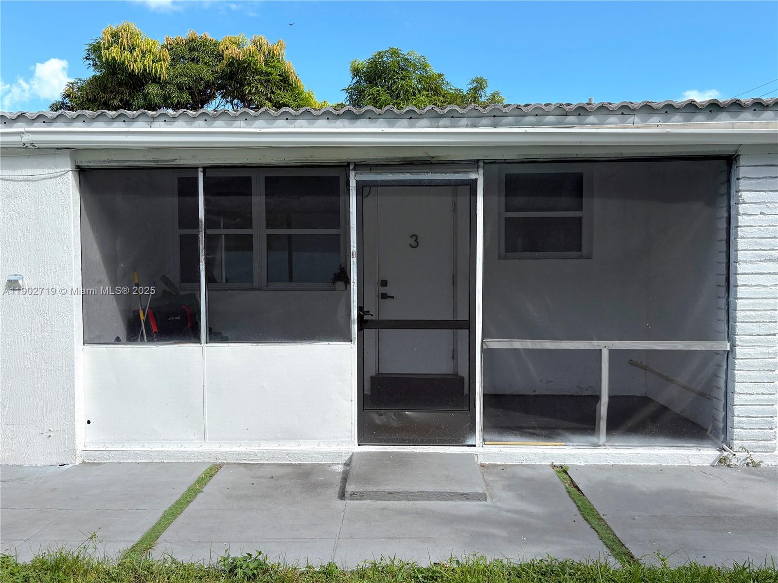 THOMAS ESTATES - Residential Lease