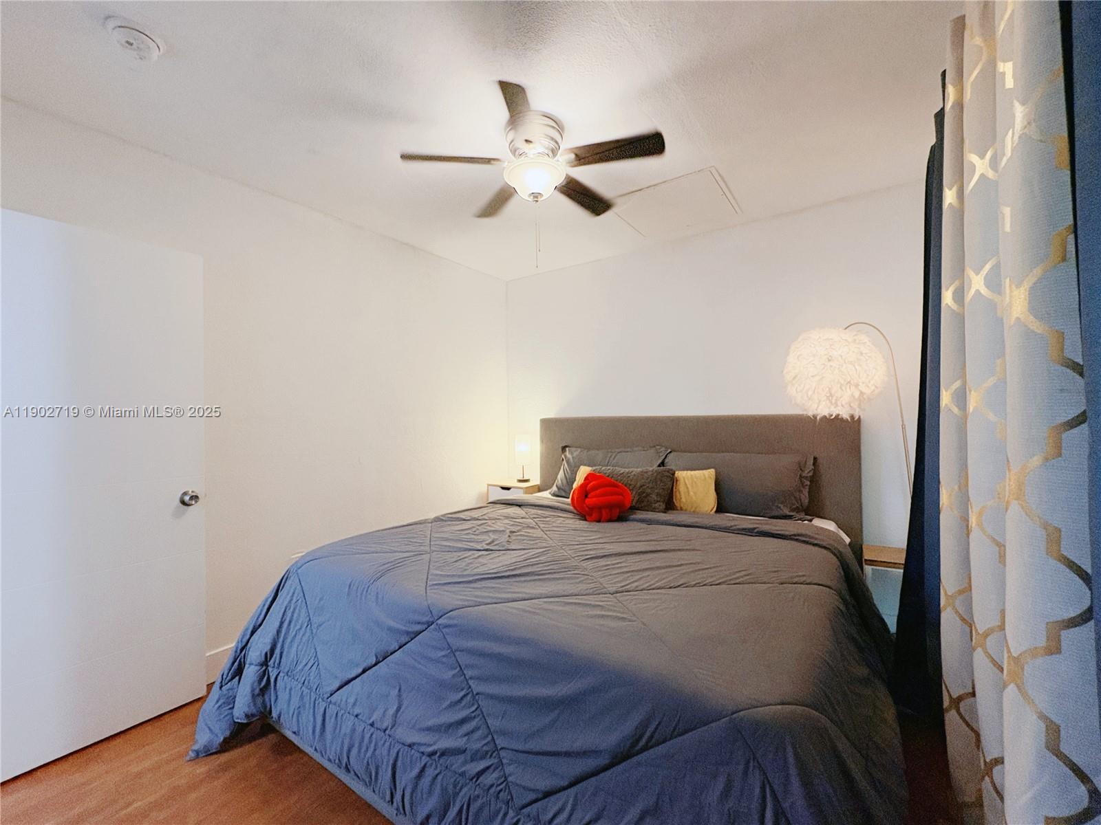 THOMAS ESTATES - Residential Lease