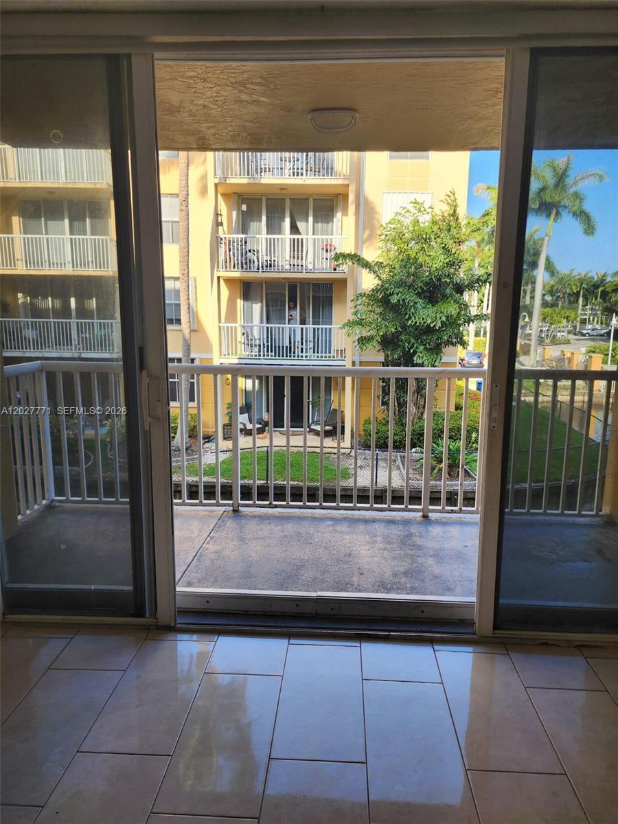 1450 SE 3rd Ave 208