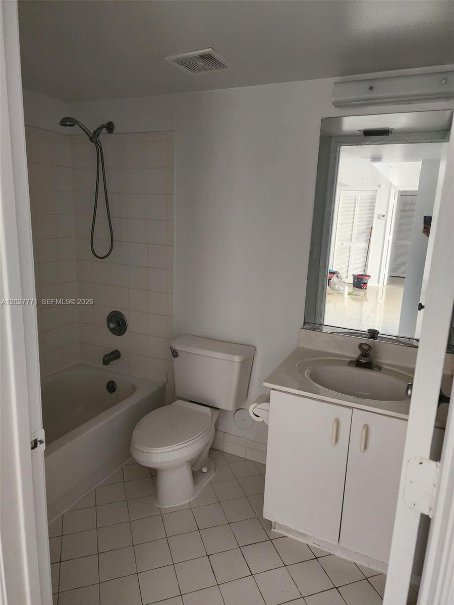 SHERIDAN EAST CONDO - Residential
