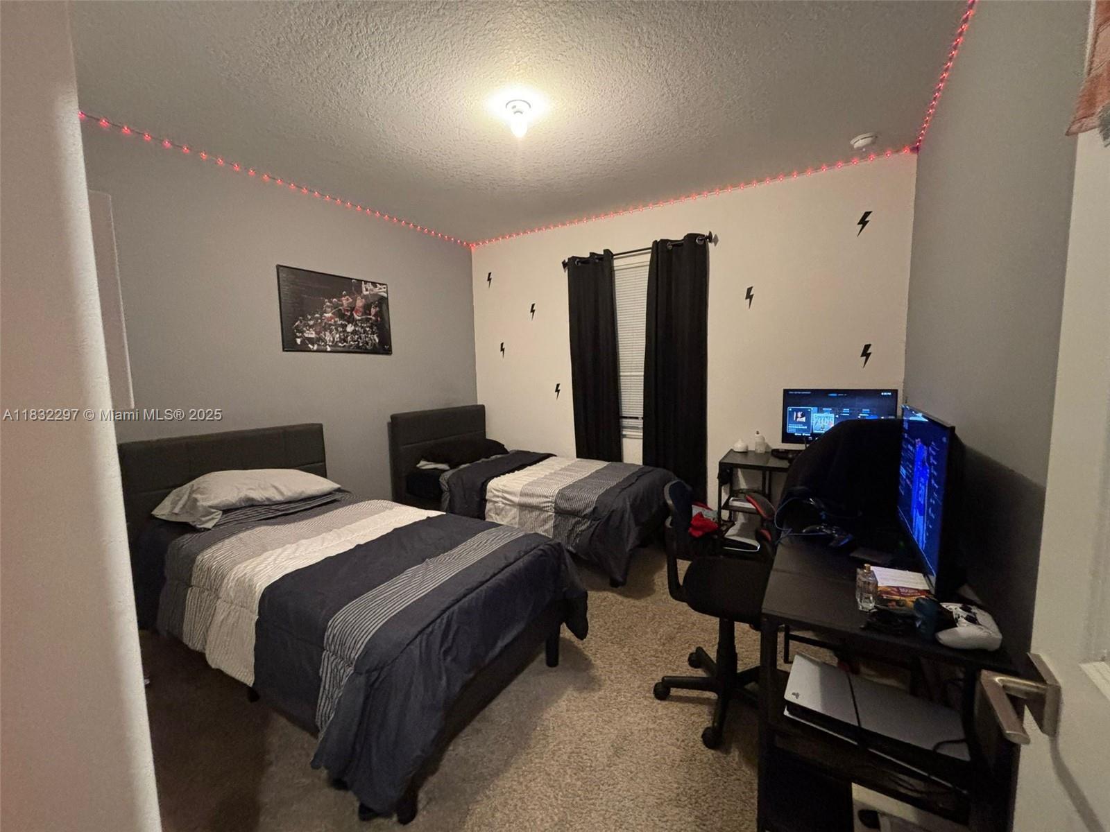 CEDAR AT KEYS GATE - Residential