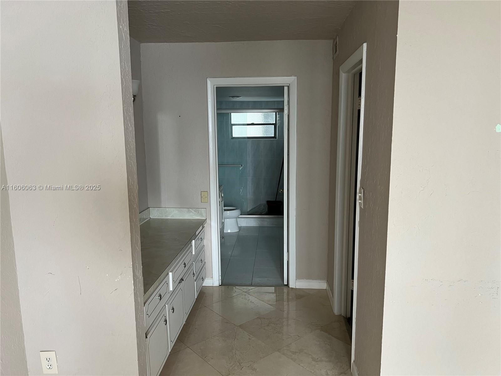 EDEN POINT NORTH CONDO - Residential