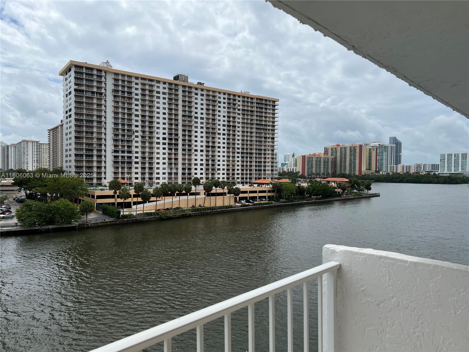 EDEN POINT NORTH CONDO - Residential